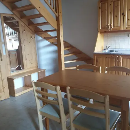 Гостевой дом Ve Stare Skole Vlastejovice