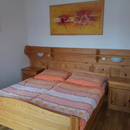 Ve Stare Skole Vlastejovice