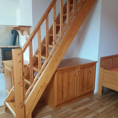 Ve Stare Skole Гостевой дом Vlastejovice
