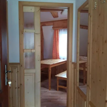 بيت ضيافة Ve Stare Skole