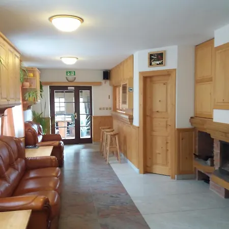 Гостевой дом Ve Stare Skole Vlastejovice