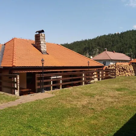 بيت ضيافة Ve Stare Skole