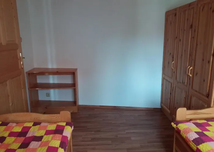 Ve Stare Skole Affittacamere 3*