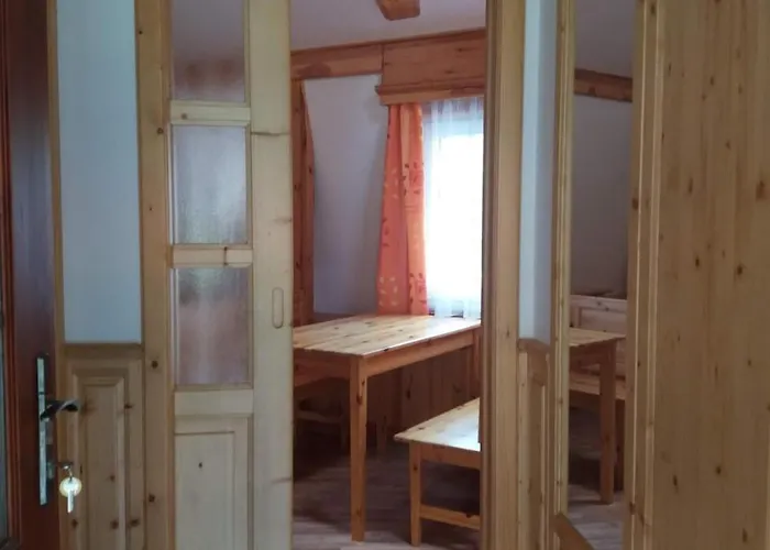 Casa de hóspedes Ve Stare Skole